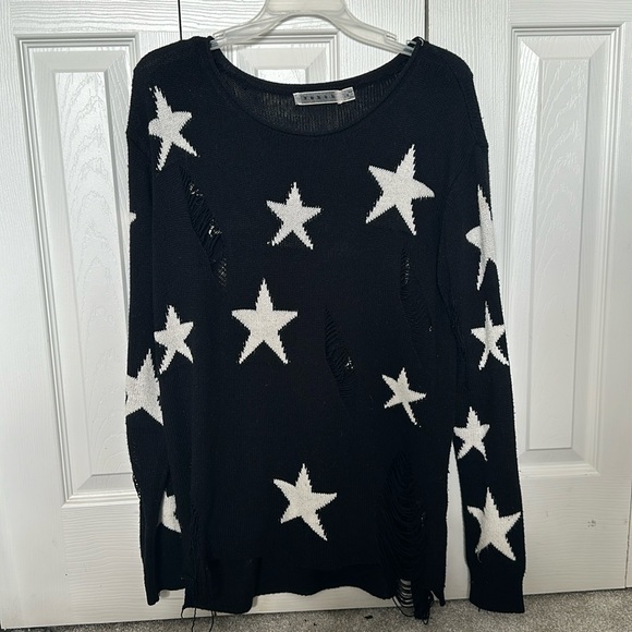 Rehab distressed star sweater size s/m. - Picture 1 of 4